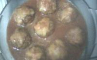 Almôndegas recheadas à parmegiana