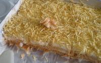 Torta gelada de frango com batata palha
