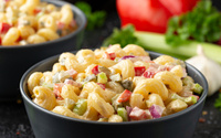 Sem maionese, nem azeite: o molho para salada de macarrão de 4 ingredientes que eu gostaria de ter experimentado antes