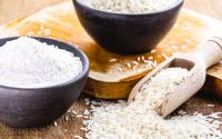 Sabia que dá para fazer farinha de arroz sem glúten em casa? Veja como e economize muito