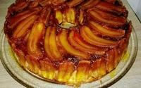 Bolo com calda de banana