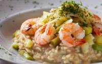 Quem prova, aprova: sempre preparo esse risoto de camarão quando quero conquistar alguém pelo estômago e dá muito certo