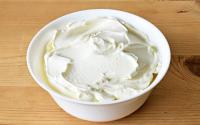 Quark: creme de queijo leve, cremoso e mais consumido que o iogurte grego chega ao Brasil