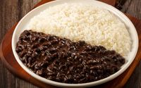 Quase ninguém sabe, mas o arroz com feijão foi eleito um dos pratos mais saudáveis do mundo por esse motivo