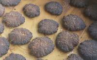 Biscoito de aveia com chocolate e canela