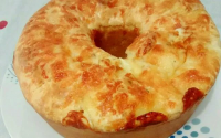 Pão de queijo tamanho família para não faltar para ninguém na hora do lanche, receita que aprendi com minha tia mineira!