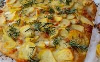 Pra servir no Carnaval: focaccia de batata adorada pelos italianos fica bem macia por dentro e crocante por fora