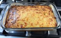Você conhece a sopa paraguaia? Imagina aí: bolo salgado, milho e queijo em abundância... Aprenda a fazer essa maravilha, típica do Mato Grosso do Sul