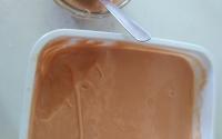 Mousse de goiaba feito com goiabada