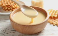 Leite condensado de verdade: veja a diferença para a mistura láctea e aprenda como economizar com receita caseira
