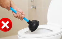 Nem bicarbonato, nem desentupidor: esse é o truque mais fácil para resolver o entupimento nos canos da casa