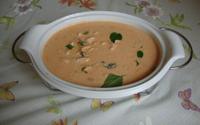 Estrogonofe de frango com manjericão
