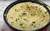 Macarrão cremoso de uma panela só: cozinhe a massa no leite com bacon e surpreenda-se