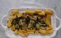 Filé de abadejo com molho de alcaparras