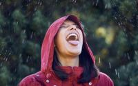 Pode beber água da chuva? Aprenda como aproveitar e economizar sem colocar a saúde em risco
