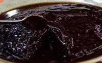 Bolo preguiça de chocolate