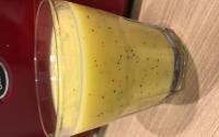 Suco de banana com maracujá