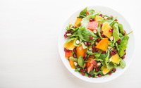 Como fazer salada tropical com frutas: conheça 15 versões do prato