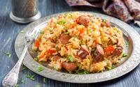 Arroz carreteiro com sobras de churrasco da Bianca
