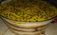 Pavê de chocolate com mousse de maracujá