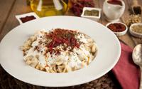 Turkish pasta: aprenda a fazer a massa turca viral que está bombando no TikTok e vale cada garfada