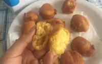 Bolinho de chuva com fubá