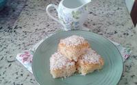 Bolo de iogurte com coco