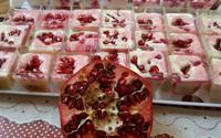 Mousse com Calda de Romã
