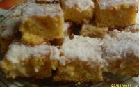 Bolo de fubá com coco