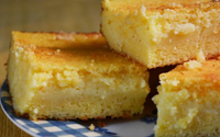 Tentei fazer esse bolo de fubá cremoso 3 vezes e só deu certo com essa receita: truque simples na massa é a solução