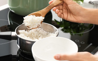 Colocar cebola no arroz pode não ser uma boa ideia se você for usar para isso