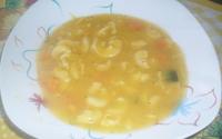 Sopa de legumes e massa