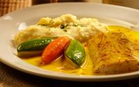 Peixe ao açafrão