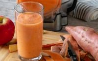 É por isso que você deve tomar suco de batata-doce com maçã todo dia pela manhã