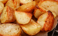 Adeus ao forno: como fazer batatas crocantes em menos de 20 minutos e sem óleo