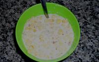 Canjica com amendoim
