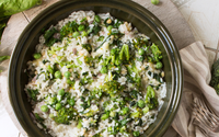 Finalmente aprendi como fazer arroz de brócolis verdinho igual de restaurante em casa aproveitando folhas e talos