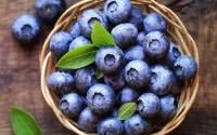 Mirtilo não é tudo igual: a diferença entre as duas variedades mais populares está nos nutrientes!