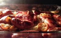 Linguiça assada com batatas