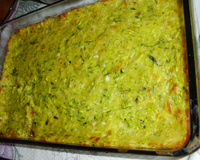 Torta simples de abobrinha verde