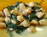 Carne de soja (PTS) com espinafre