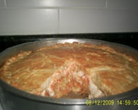 Empadão de massa podre com recheio de frango