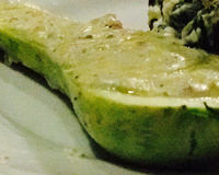 Abobrinha recheada com gorgonzonla