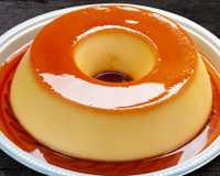 Pudim de geladeira é a sobremesa desse domingo perfeita ara quem não quer esquentar a cozinha com o calor do forno