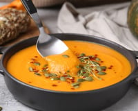 O segredo para deixar qualquer caldo mais gostoso está em um ingrediente que você já tem em casa