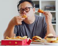 Nem pão, nem massa, nem chocolate: é isso que faz você engordar, segundo nutricionista