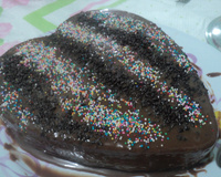 Bolo de chocolate com cobertura de brigadeiro