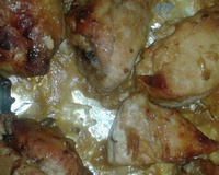 Coxa e sobrecoxa com creme de cebola, super fácil