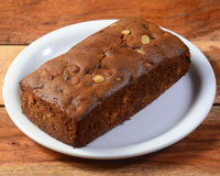 Bolo inglês de ameixa, chocolate e castanhas