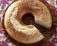 Bolo de leite de coco